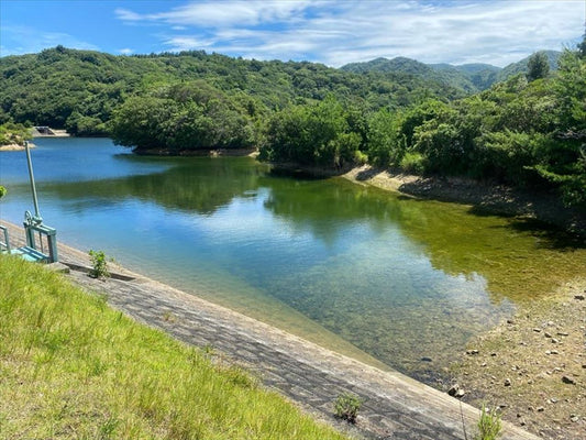 宮ヶ谷池（神代浦壁）